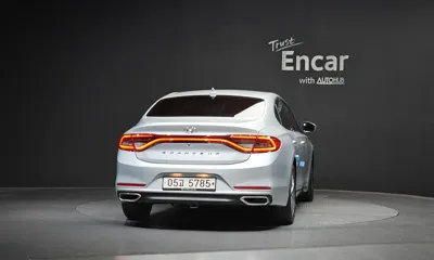 Hyundai Grandeur 2017, 33600 км, за 10047.6 USD