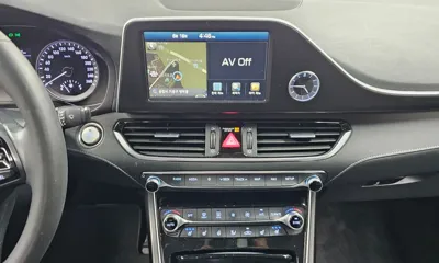 Hyundai Grandeur 2017, 33600 км, за 10047.6 USD - фото 13
