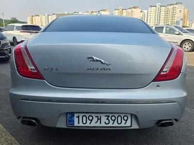 Jaguar XJ 2015, 256397 км, за 4553.75 USD
