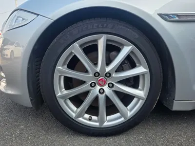 Jaguar XJ 2015, 256397 км, за 4553.75 USD