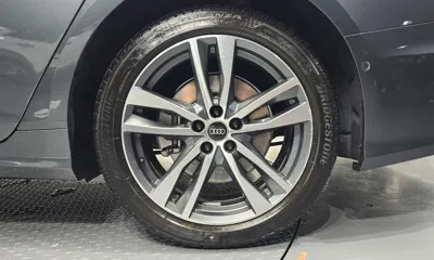 Audi A6 2022, 23808 км, за 24419.06 USD - фото 21