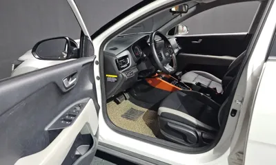Kia Stonic 2019, 91432 км, за 8079.46 USD - фото 10