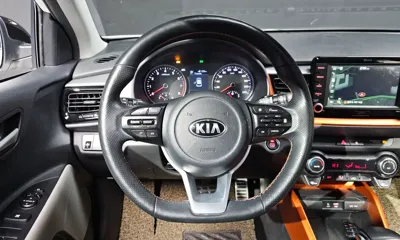 Kia Stonic 2019, 91432 км, за 8079.46 USD - фото 13