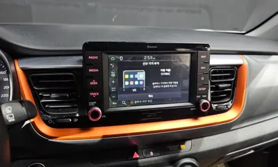 Kia Stonic 2019, 91432 км, за 8079.46 USD - фото 16