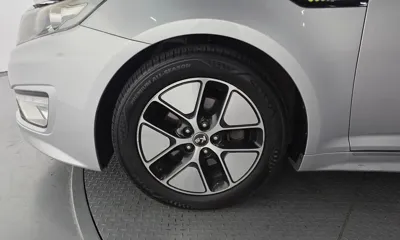 Kia K5 2012, 240498 км, за 1969.28 USD