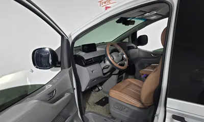 Hyundai Staria 2023, 124408 км, за 20482.32 USD - фото 10