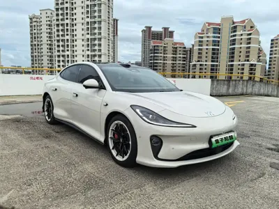 IM IM L6 2025, 14000 км, за 23954.8 USD