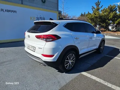 Hyundai Tucson 2017, 89882 км, за 10206.07 USD