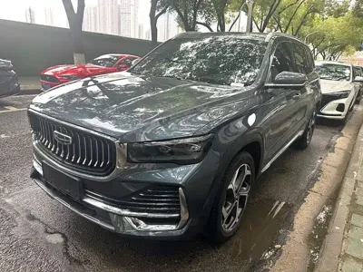 Geely Xingyue L · 2022 год