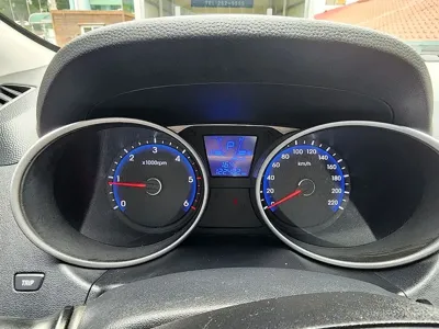 Hyundai Tucson 2014, 121861 км, за 4788.72 USD - фото 6
