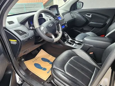 Hyundai Tucson 2014, 121861 км, за 4788.72 USD - фото 13