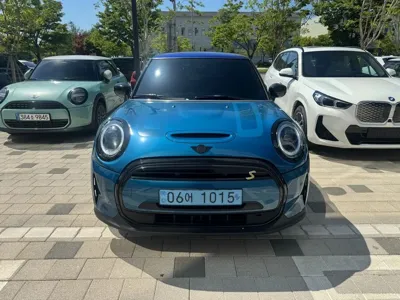 MINI Cooper 2022, 36139 км, за 16279.21 USD