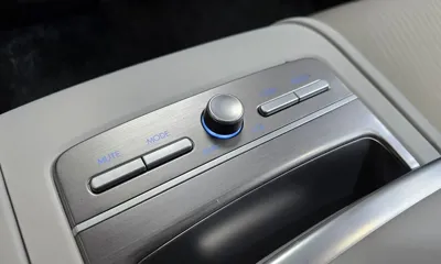 Hyundai Grandeur 2023, 56880 км, за 26716.56 USD - фото 34