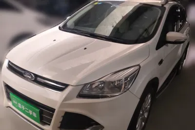 Ford Kuga · 2013 год