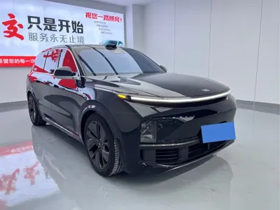 Li Auto Li L9 · 2023 год