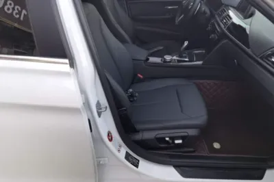 BMW 3 Series 2017, 101700 км, за 11966 USD - фото 24