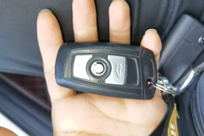 BMW 3 Series 2017, 101700 км, за 11966 USD - фото 29