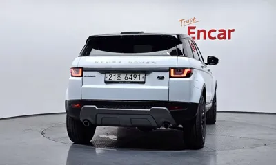Land Rover Range Rover Evoque 2018, 88083 км, за 8912.32 USD