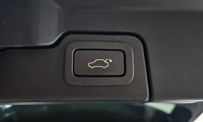 Land Rover Range Rover Evoque 2018, 88083 км, за 8905.93 USD - фото 20