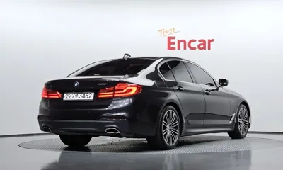 BMW 5-Series 2019, 93929 км, за 19268.08 USD