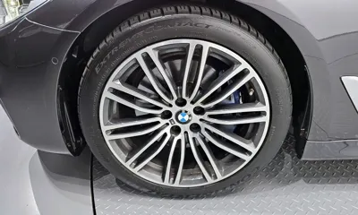 BMW 5-Series 2019, 93929 км, за 19268.08 USD