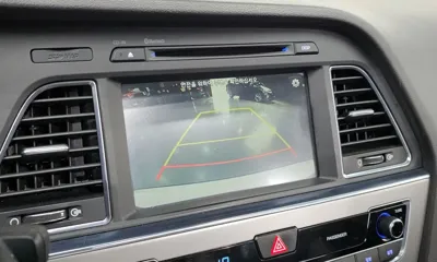 Hyundai Sonata 2015, 128143 км, за 7811.47 USD - фото 16