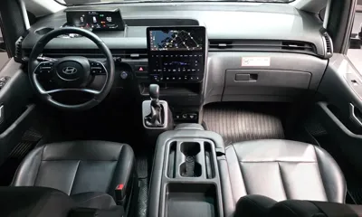Hyundai Staria 2025, 60695 км, за 19190.75 USD - фото 7