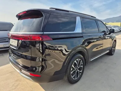 Kia Canival 2021, 90678 км, за 16576.73 USD