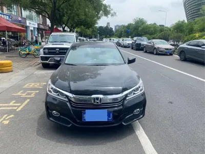 Honda Accord 2017, 70000 км, за 10630.08 USD