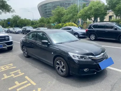 Honda Accord 2017, 70000 км, за 10630.08 USD