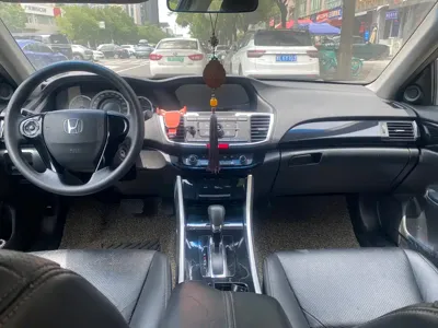 Honda Accord 2017, 70000 км, за 10630.08 USD