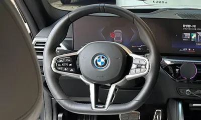 BMW i4 2025, 6866 км, за 43980.57 USD