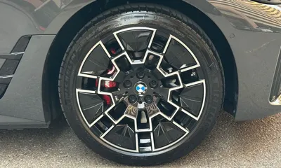 BMW i4 2025, 6866 км, за 43980.57 USD - фото 13