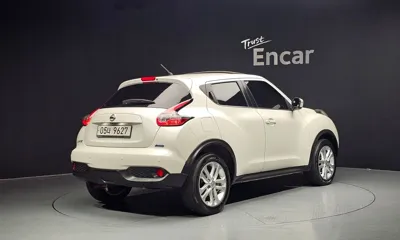Nissan Juke 2015, 94425 км, за 4225.44 USD