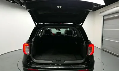 Ford Explorer 2022, 24411 км, за 23515.49 USD - фото 20