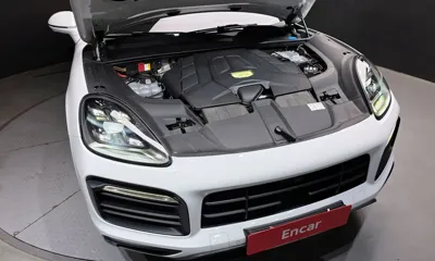 Porsche Cayenne 2021, 37636 км, за 60059.46 USD - фото 6