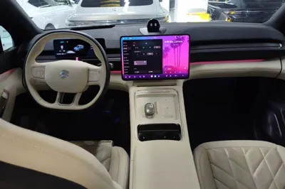 Nio EC6 2025, 17400 км, за 40182 USD - фото 12