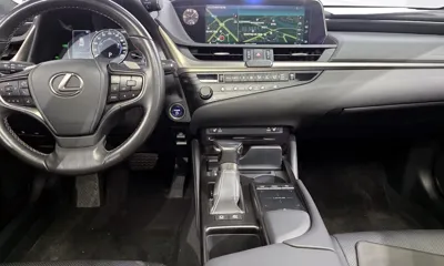 Lexus ES 2019, 61609 км, за 19500.28 USD - фото 19
