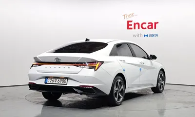 Hyundai Avante 2021, 16831 км, за 13586.42 USD