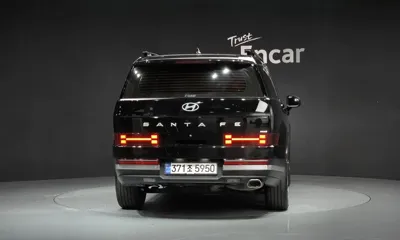 Hyundai Santafe 2025, 10285 км, за 24116.28 USD