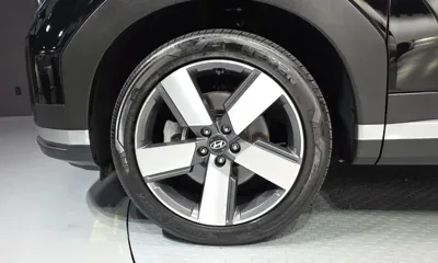 Hyundai Santafe 2025, 10285 км, за 24116.28 USD