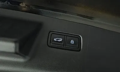 Hyundai Santafe 2025, 10285 км, за 24116.28 USD - фото 20