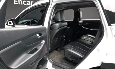 Hyundai Santafe 2019, 88816 км, за 12553.68 USD - фото 12