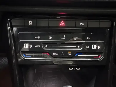 Volkswagen T-Roc 2022, 23000 км, за 25970.6 USD - фото 15