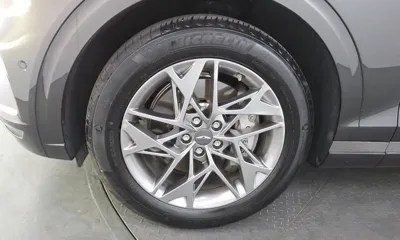 Genesis GV70 2024, 29472 км, за 13365.4 USD