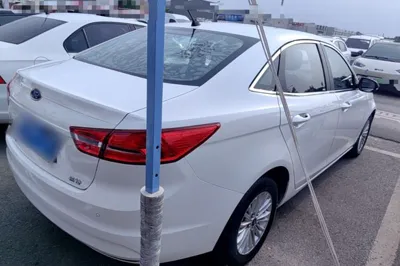 Ford Escort 2015, 81100 км, за 4359 USD - фото 6