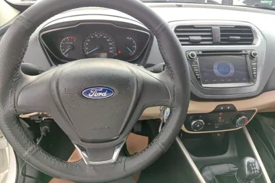 Ford Escort 2015, 81100 км, за 4359 USD - фото 12