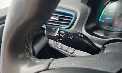 Hyundai Ioniq 2019, 118467 км, за 7553.86 USD - фото 15