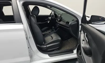Hyundai i30 2017, 123387 км, за 6082.49 USD - фото 26