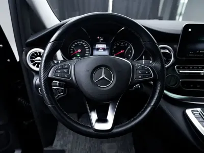 Mercedes-Benz V-Class 2024, 39000 км, за 39139.91 USD - фото 17